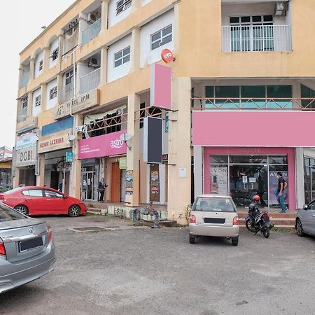 Oyo 90120 Mi Hotel Dungun Exterior photo